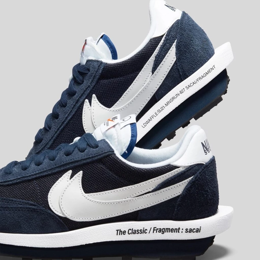 Fragment x Sacai x Nike Waffle DH2684-400 | Dead Stock