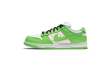 Supreme x Nike SB Dunk Low Mean Green