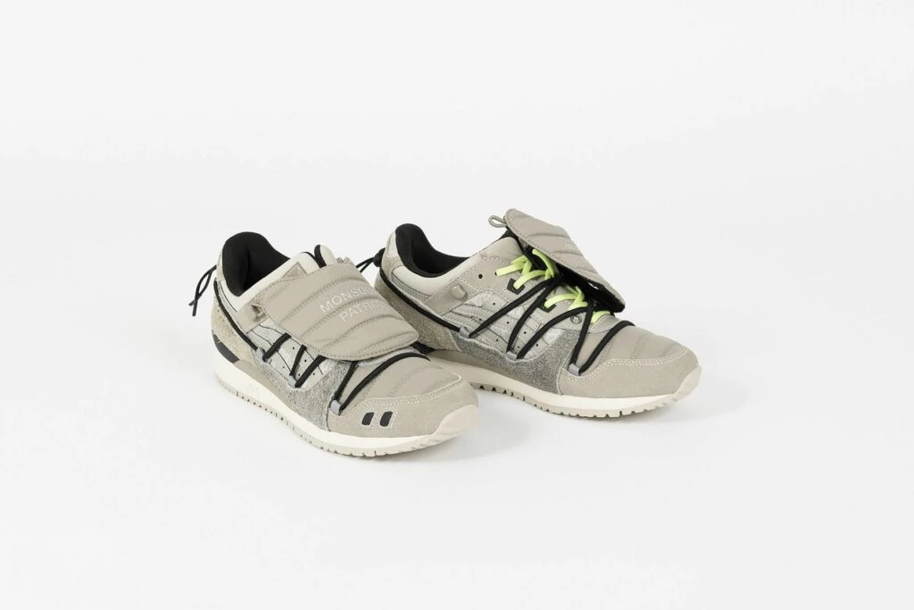 SBTG x Limited Edt x Asics Gel Lyte III Monsoon Patrol II 1203A032 300 Dead Stock
