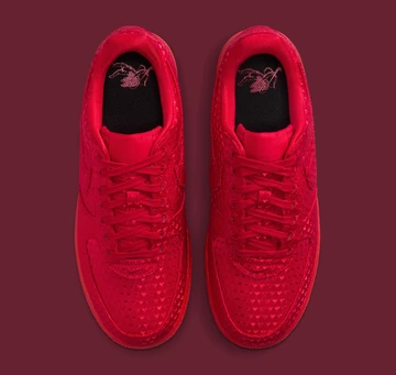 Nike Air Force 1 Valentines Day Pack