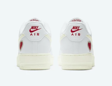 Nike Air Force 1 Valentines Day