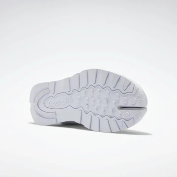 Maison Margiela x Rebook Classic Leather Tabi White