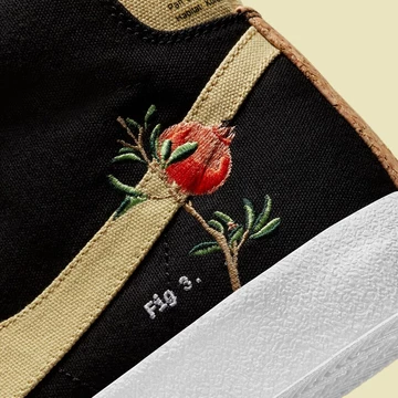 Nike Blazer Mid Pomegranate