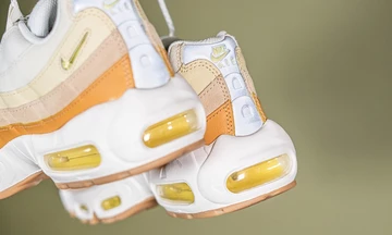 nike-air-max-95-coconut-milk-dd6622-100