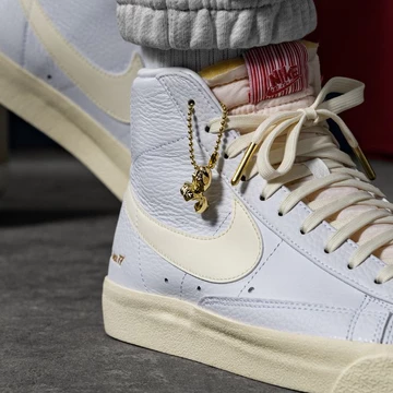 Nike Blazer Mid 77 Popcorn CW6421 100