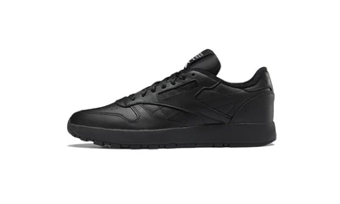 Maison Margiela x Rebook Classic Leather Tabi Black