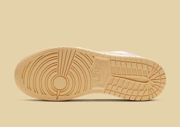 Jordan 1 Low Arctic Punch