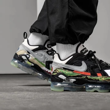 Nike Vapormax EVO DD3054 001