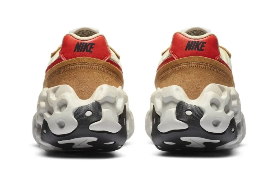 Nike Overbreak Mars Yard DA9784-700 Dead Stock