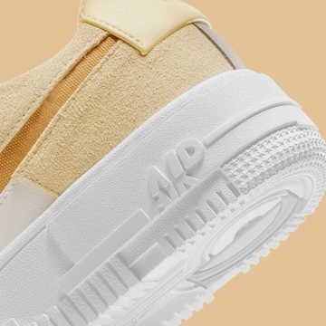 Nike Air Force 1 Pixel Coconut