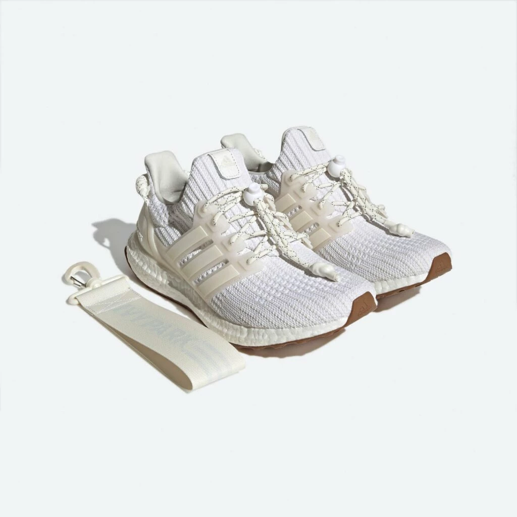 adidas x Ivy Park Ultra Boost Off White GX5370 Dead Stock