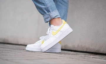 Nike Air Force 1 Light Zitron