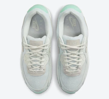 Nike Air Max 90 Light Violet