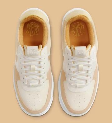Nike Air Force 1 Pixel Coconut DH3856-100