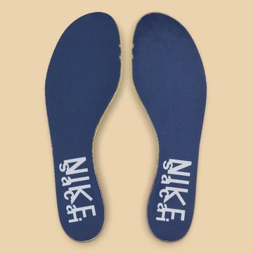 Nike Sacai VaporWaffle Tan Navy