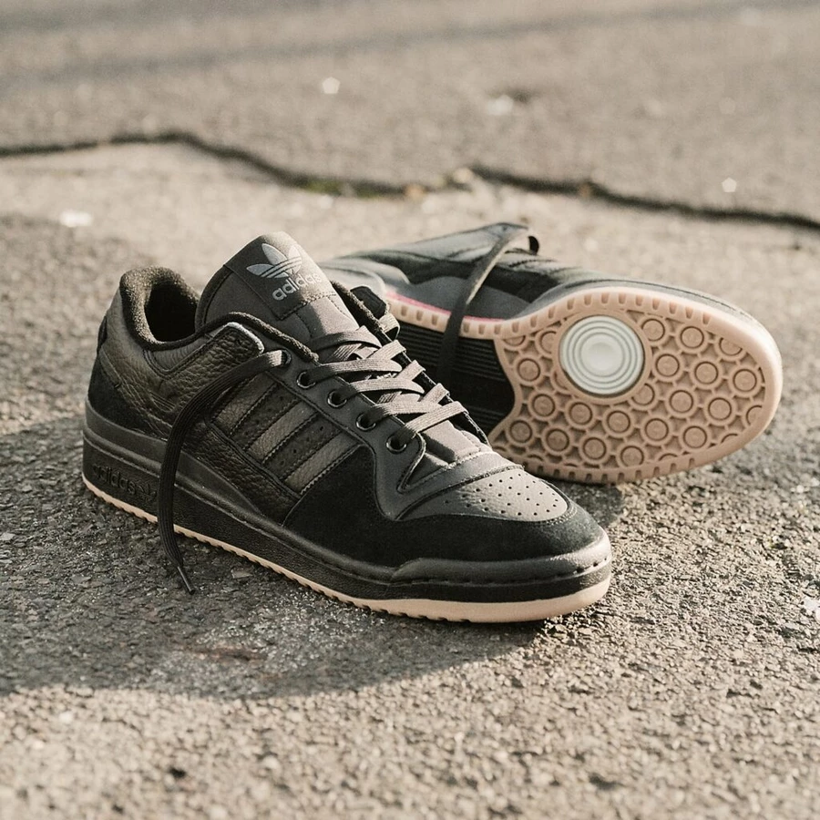 adidas-forum-84-low-adv-black-