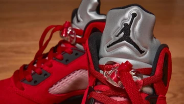 Nike Air Jordan 5 Raging Bulls