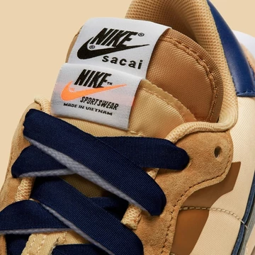 Nike Sacai VaporWaffle Tan Navy