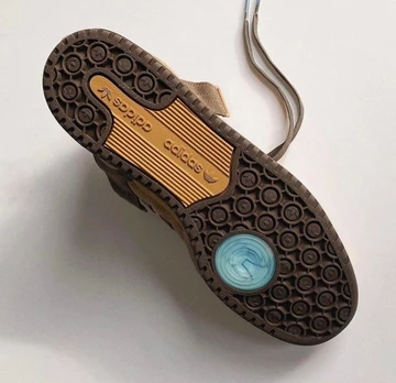 Bad Bunny adidas Forum 84 Low