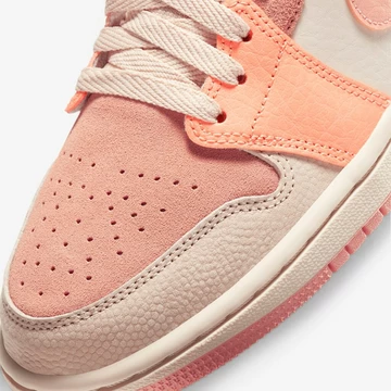 Jordan 1 Mid Apricot Orange