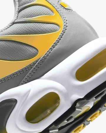 Nike Air Max Plus Dark Sulfur