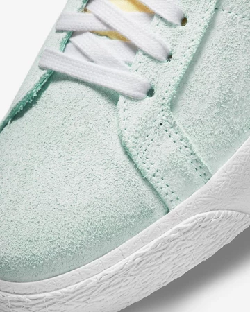 Nike SB Blazer Mid Light Dew