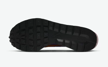 Nike Sacai VaporWaffle Dark Iris
