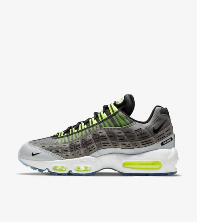 Kim Jones x Nike Air Max 95 Volt | Dead Stock