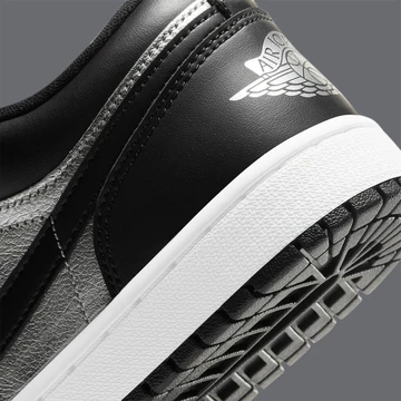Jordan 1 Low Silver Toe
