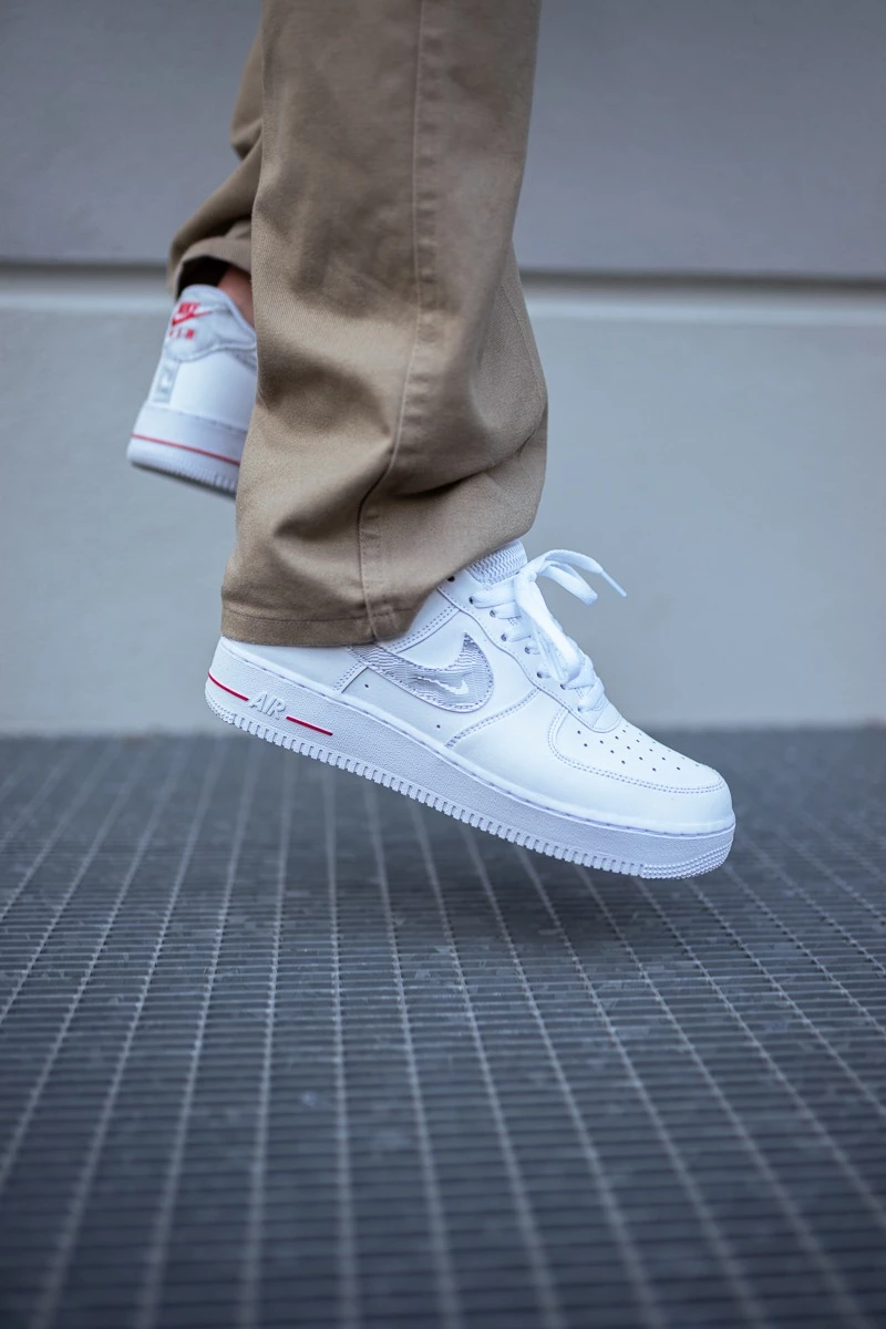 Nike air force 1 low white on foot best sale