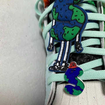 adidas Superstar SUPEREARTH