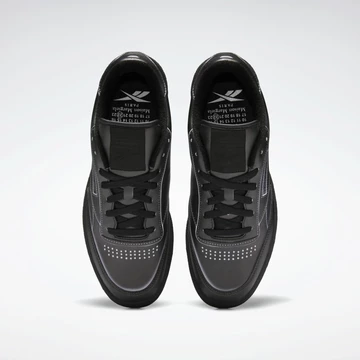 Maison Margiela x Rebook Club C Black H02361