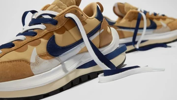 Nike Sacai VaporWaffle Tan Navy