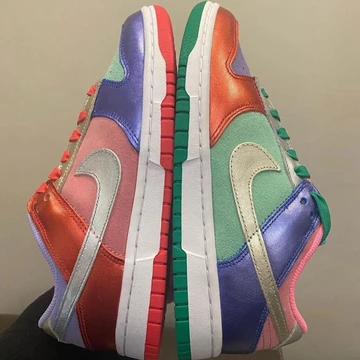 Nike Dunk Low Sunset Pulse