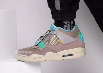 Union x Air Jordan 4