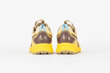 ASICS HN1-S Gel Venture 7 Yellow