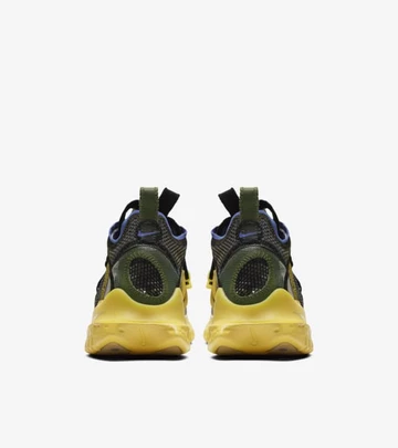 Nike ISPA Flow 2020 SE Olive