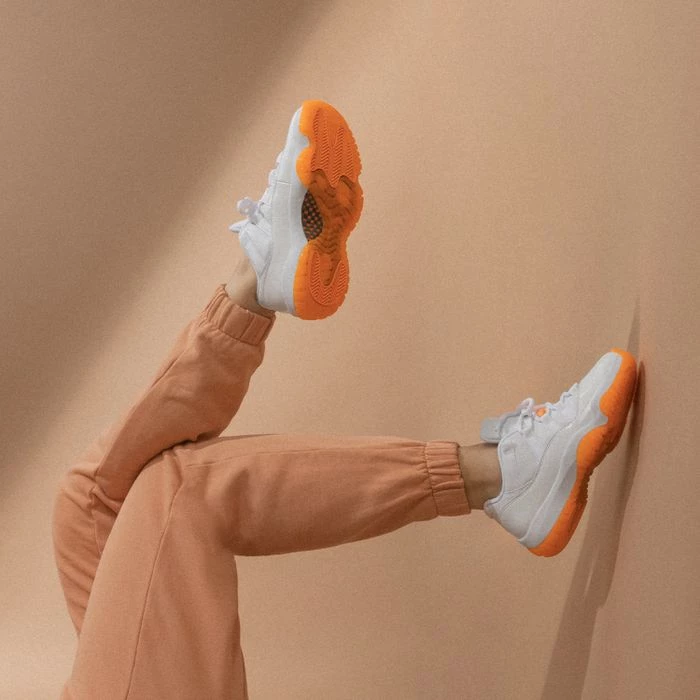 Jordan 11 Low Bright Citrus Dead Stock