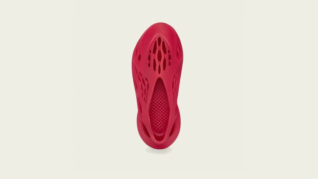 adidas-yeezy-foam-runner-