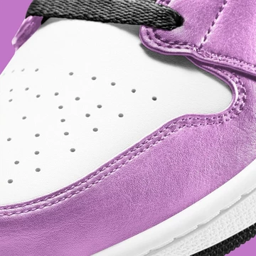 Jordan 1 Low SE Violet Shock