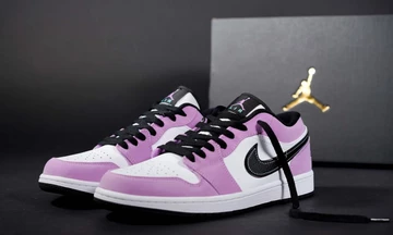Jordan 1 Low SE Violet Shock