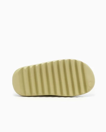 Yeezy Slides Resin