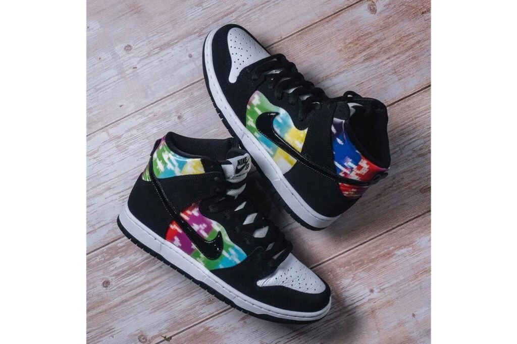 Nike SB Dunk High TV Signal CZ2253-100 | Dead Stock