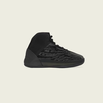 Yeezy QNTM Onyx