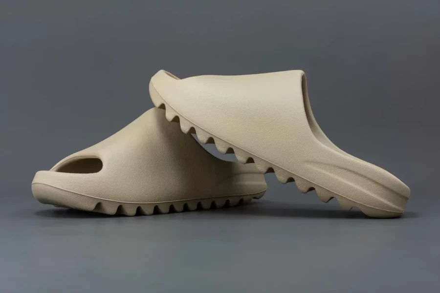 Yeezy Slides Pure GW1934 Dead Stock