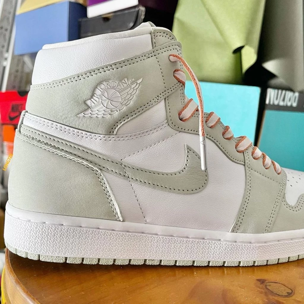 Jordan 1 High Seafoam CD0461-002 | Dead Stock