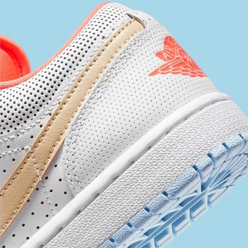 Jordan 1 Low SE Sesame