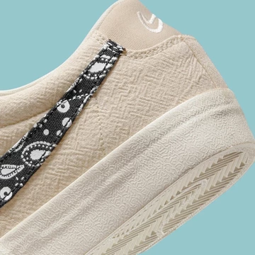 Nike Blazer Low Paisley