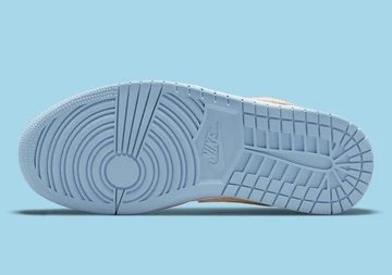 Jordan 1 Low SE Sesame