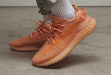 adidas Yeezy 350 V2 Mono Clay